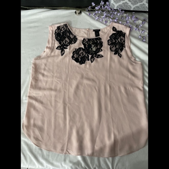 NEW Ann Taylor Pink Sleeveless Chiffon Top Lace XL - Picture 3 of 11